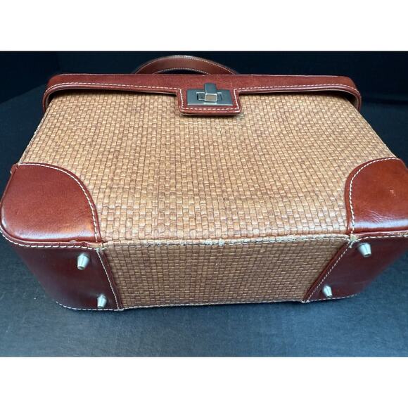 Kenneth Cole Leather and Straw Basket Top Handle Handbag Purse - Picture 8 of 16